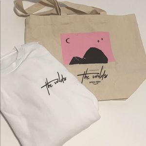 Prime video THE WILDS swag bag! tote +sweatshirt